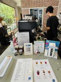ANEW Bar & Coffee – คาเฟ่ฟีลดี มินิมอล
