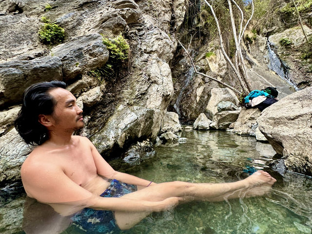 法國秘境🇫🇷藏在庇里牛斯山的D66公路：我們找到野溪溫泉了！