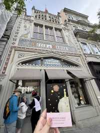【ポルトガル ポルト】世界一美しい本屋 レロ書店