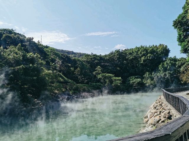 แวะแช่น้ำร้อนที่ Beitou