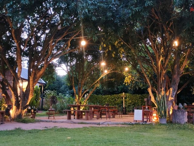 คาเฟ่ในสวน Napa Cafe and Craft 