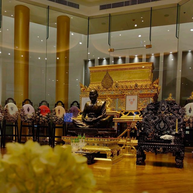 วัดอัมพวัน สิงห์บุรี