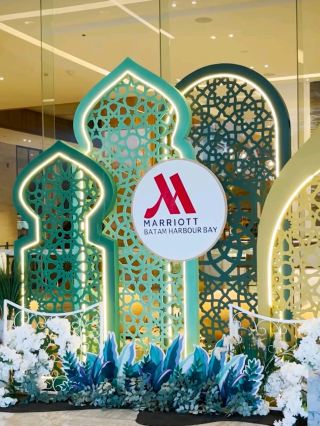⭐️ Five-Star Feels by the Sea: Live the Luxe Life at Batam Marriott! 🌊🏨
