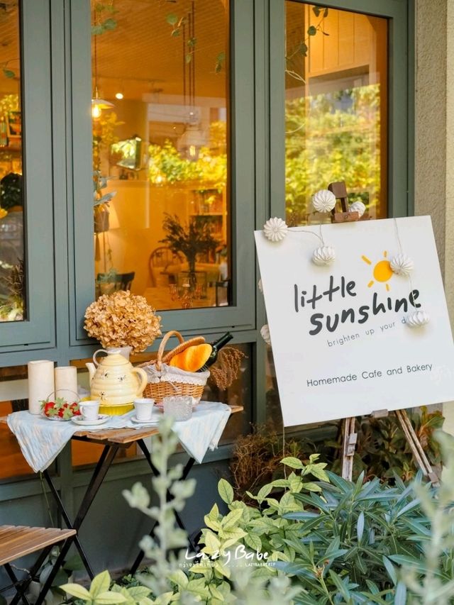 Little Sunshine Cafe 🌻 hidden gem ย่านเพลินจิต