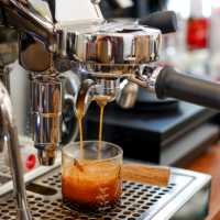 Dee Café & Eatery - ดีย์