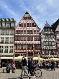 A Solo Day in Frankfurt – History, High-Rises & Schnitzel!