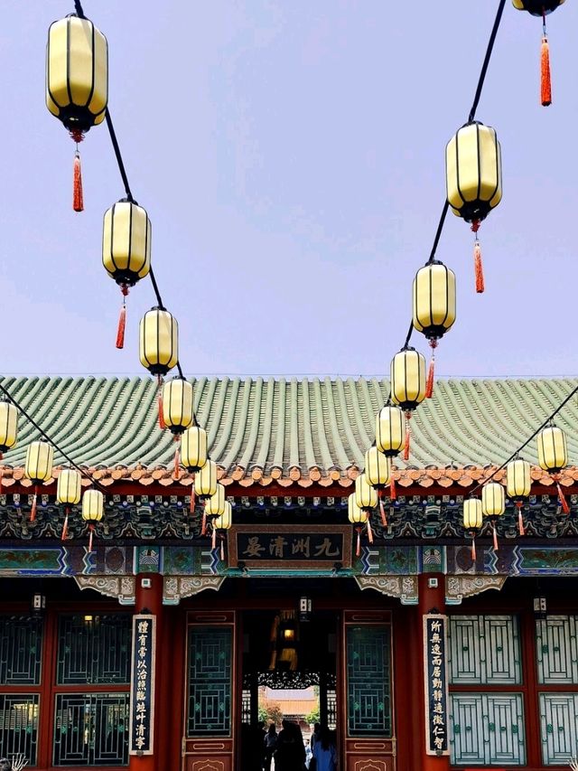Zhuhai's Answer to Spring In Paris - A romantic escape through Qing's Dynasty elegance!