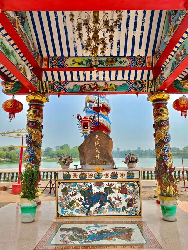 แวะมาไหว้ขอพร กันที่ศาลเจ้าปู่-ย่า อุดรธานี 🙏🏻🏮