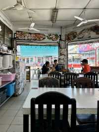 ร้านอาหารเก่าแก่ ใจกลางหัวหิน🦐ที่ฝากท้องประจำ