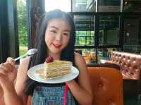 Hug Valley Cafe