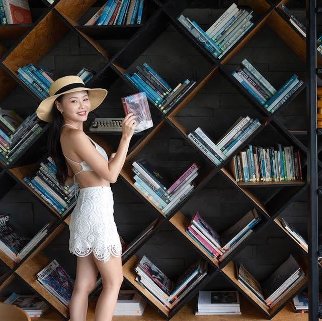 สัมผัสวิลล่าสุดหรูท่ามกลางธนลรรมชาติ อย่างมีระดับ 