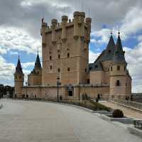 🏰✨ Alcázar of Segovia: A Fairytale Castle Straight from a Storybook