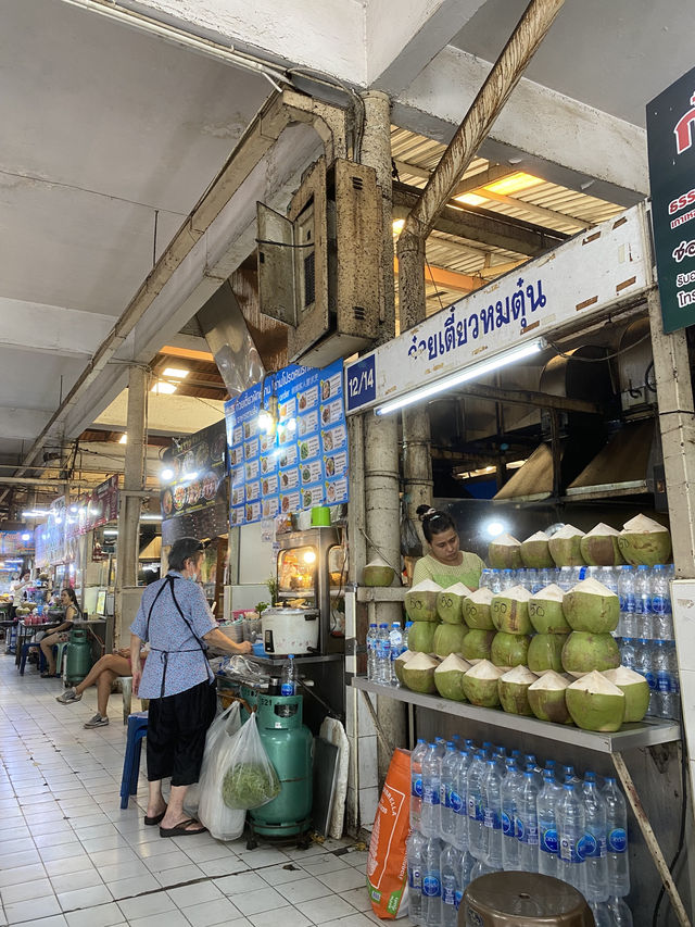 รีวิวตลาดอ.ต.ก. ปี 2025