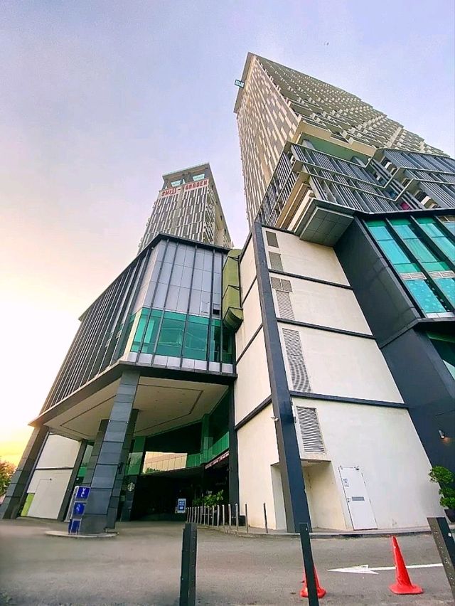 “Swiss‑Garden Hotel Melaka:The River‑View Family Haven”