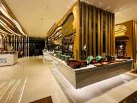 Enjoy Delicious Food - Raffles Hotel Jakarta 