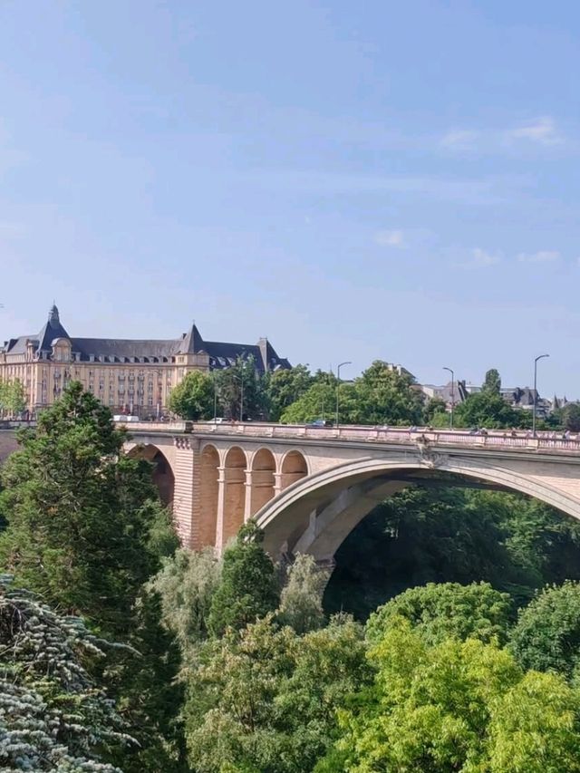 🇱🇺✨ Budget Bliss in Luxembourg: Small, Stylish & Affordable! 🏰💶