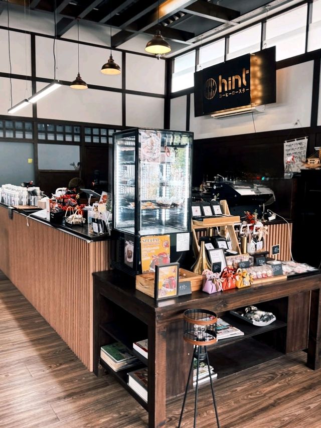 ☕ : HINT Coffee Roaster RTB คาเฟ่รัตนาธิเบศร์ 