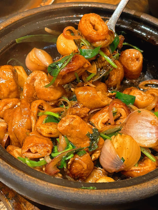 Guangzhou 🔥 This Clay Pot Hotpot Is So Good, I Need the Whole World to Know! 🫕💥