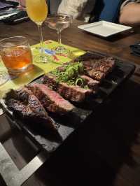 🍽️【奈洛比驚喜發現】世界50大酒吧旗下餐廳！Naironi Heros Restaurant 肉食愛好者的天堂
