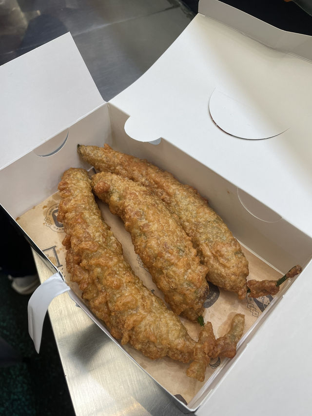 🇰🇷 Uirak - Famous fried stuffed pepper 🫑 