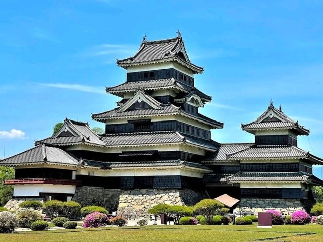 黒き城が語る歴史の物語