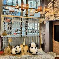 Hong Kong city walk features both old and new sights