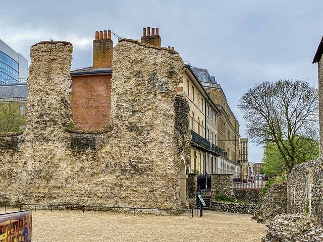 A Quiet Walk Through Reading Abbey Ruins