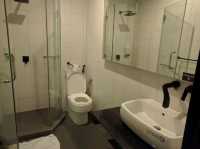 "Smart Stay for Airport Travelers"
