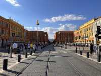 【マセナ広場（Place Masséna）｜ニースの“心臓”が揺れるモザイク広場】