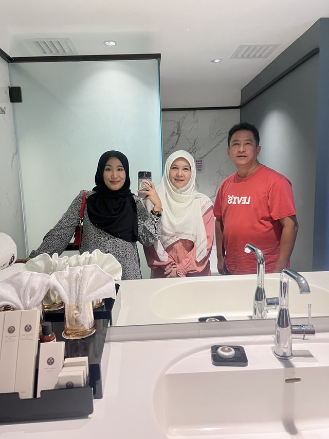 Luxe Stay in the Pearl Suite at The George Penang