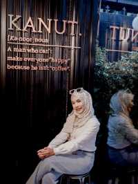 Kanut House (คณุตม์ เฮาส์)
