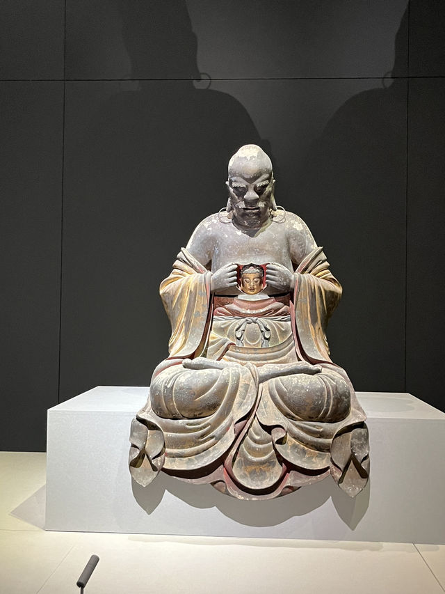 🏛️🌸📜 Kyoto National Museum – Where Time Speaks in Brushstrokes