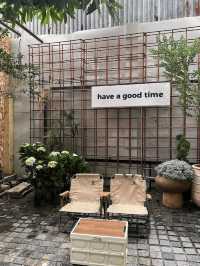 Indoor Coffee – Relax