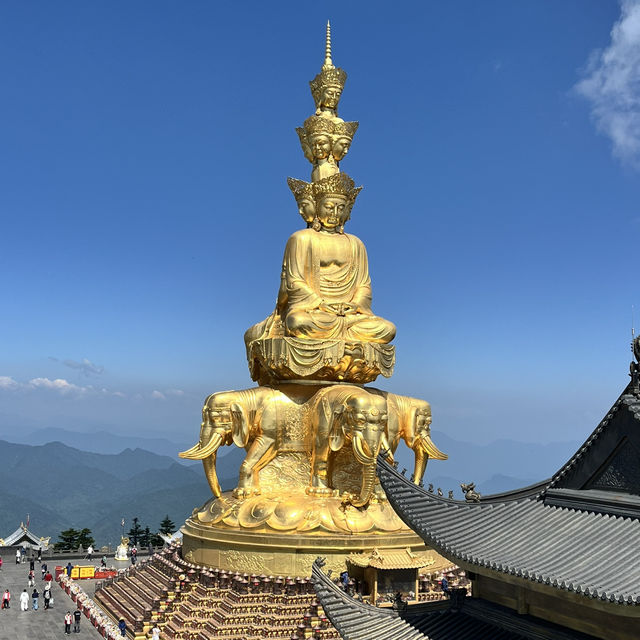 🏔️ Everything You Need to Know About Visiting Mount Emei 峨眉山 – Don’t Go Without Reading This First