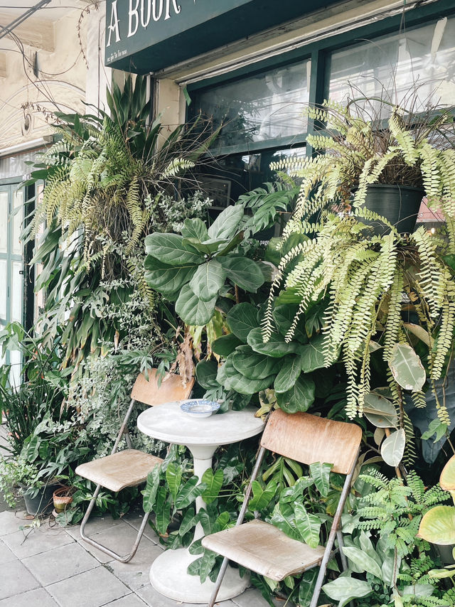 A book with no name Cafe ย่านศรีย่าน