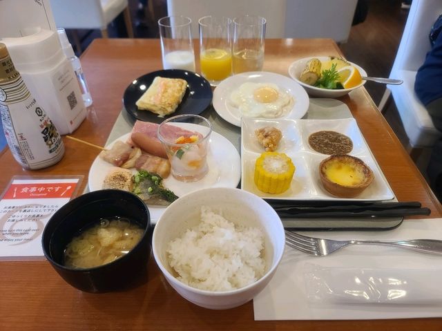 삿포로 도큐 레이 호텔(札幌東急REIホテル) 슈페리어 트윈룸(조식)