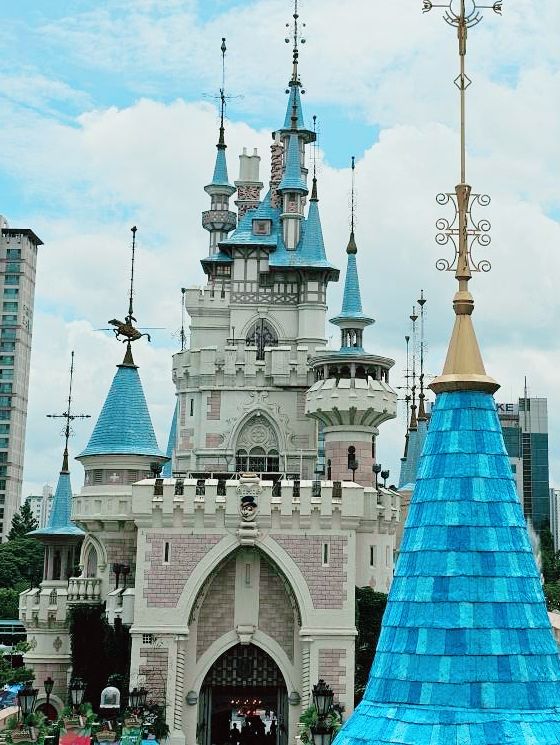 Lotte World Adventure: Where Seoul’s Magic Comes Alive