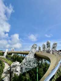Amazing world record longest Ba Na Hill cable car