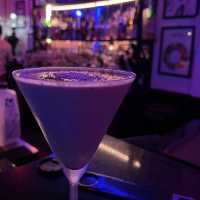 NO NAME? Coffee and Cocktails ชิค ชิลล์ริมหาด