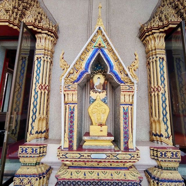 พระอุโบสถวัดบางโพโอมาวาส พระบรมสารีริกธาตุ