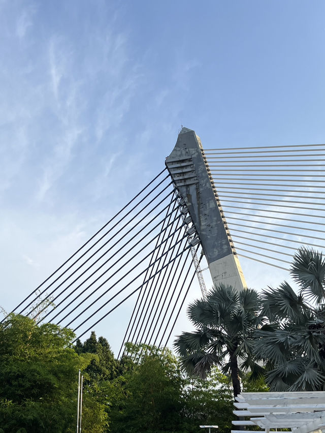 🌅Golden Hour at Seri Gemilang Bridge – Pure Magic