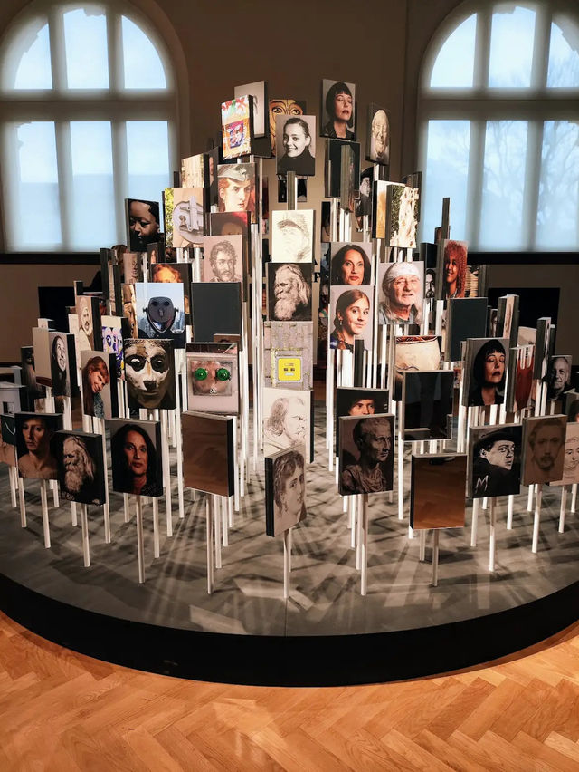 An impressive ART collections