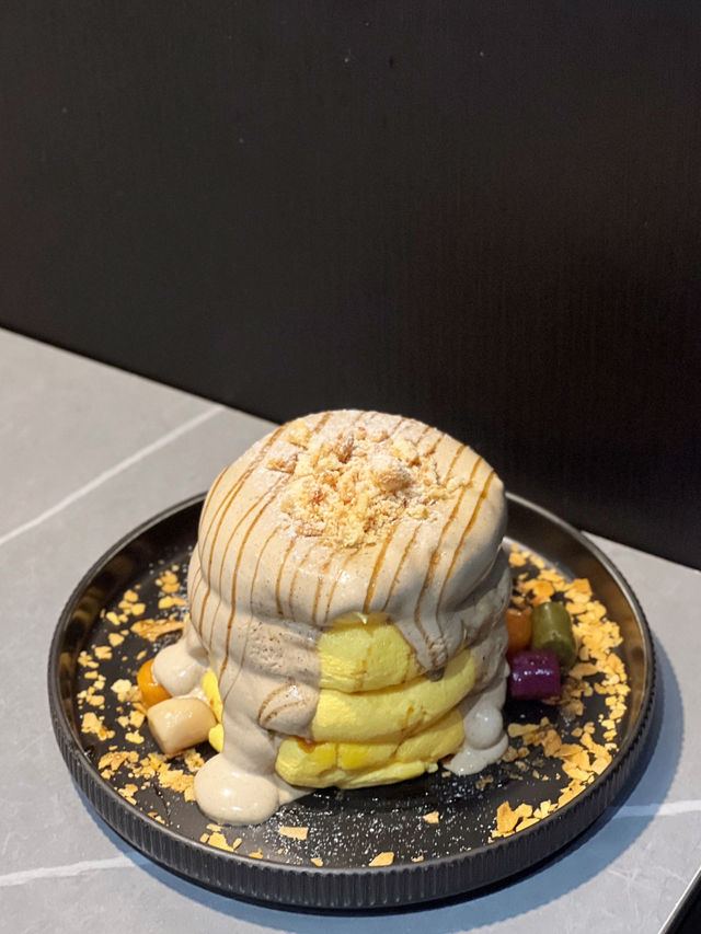 旺角人氣純黑型格咖啡店
