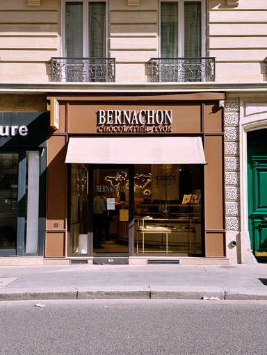 BERNACHON】種類豊富なチョコレート専門店 | Trip.com パリ