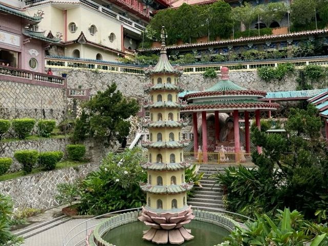 The Jewel of Penang: Kek Lok Si Temple 🏮🐉