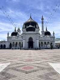  📍 Masjid Zahir – มัสยิดสวยงามใจกลาง Alor Setar 
