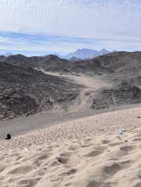 ［埃及旅遊］撒哈拉沙漠🏜️在一望無際的沙漠裡飆沙爬沙丘