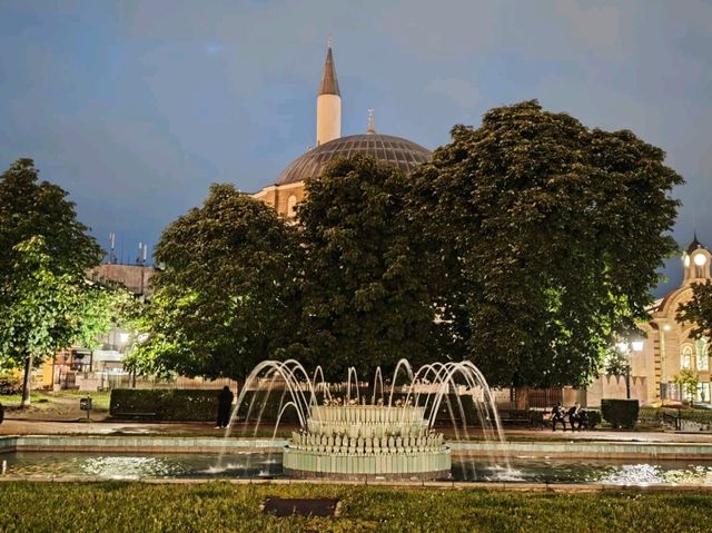 索菲亞目前唯一一座仍在使用的清真寺#班亞巴什清真寺 (Banya Bashi Mosque)-Sofia Bulgaria