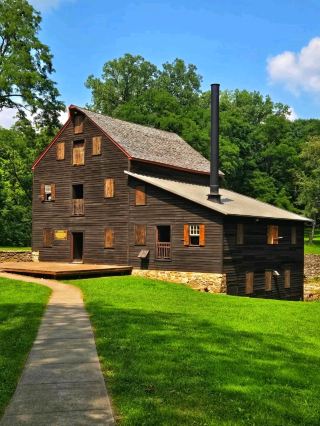 🌲 Wildcat Den State Park – A Hidden Gem of Iowa 🏞️