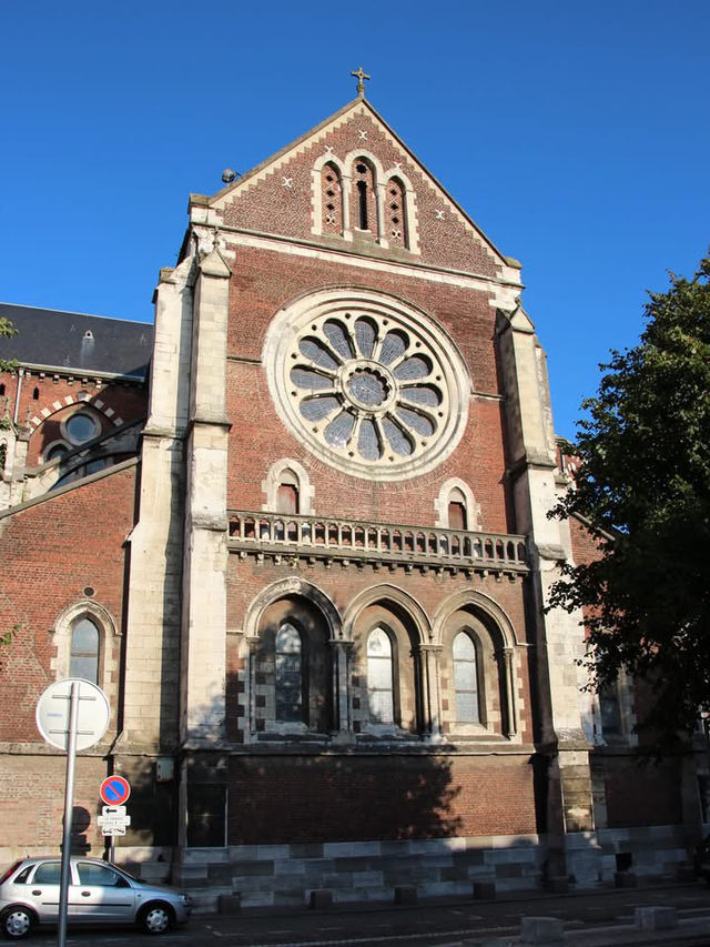 Your Solo Stroll Through History: Saint Peter's Church, Calais Your Solo Stroll Through History: Saint Peter's Church, Calais